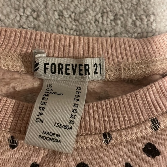 Forever 21 Cheetah crop sweater - Picture 2 of 3